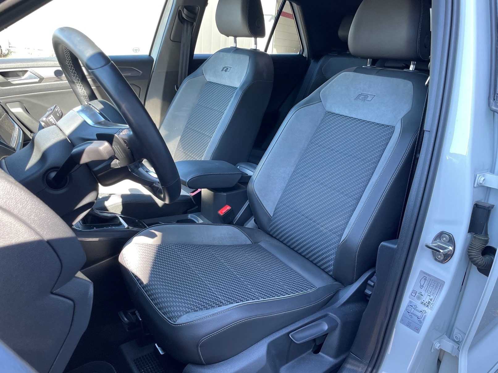 VW T-ROC 2.0 TDI Sport 150 PS