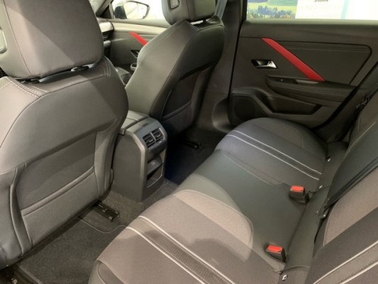 OPEL Astra 1.6 PHEV Swiss + A