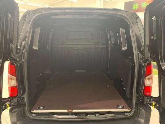 OPEL Combo 1.5 Enjoy. EN 4x4