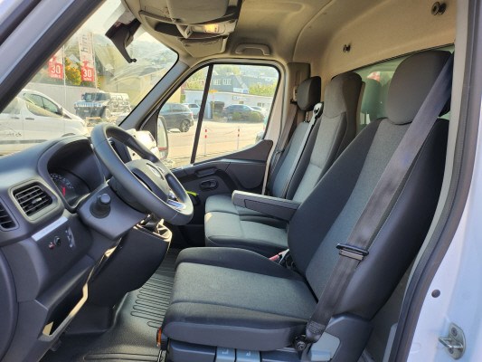 RENAULT Master T35 dCi145 L3