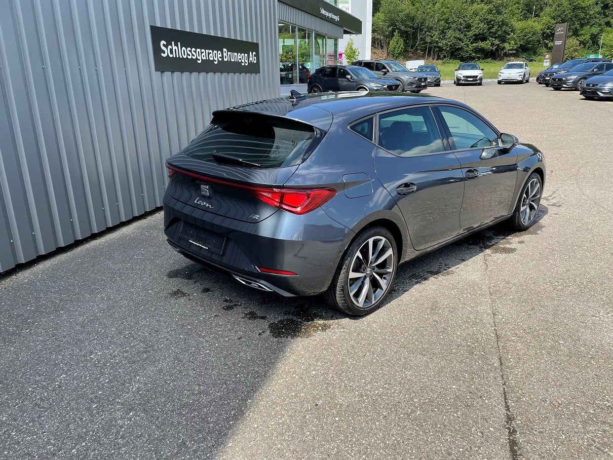 SEAT Leon 1.5 eTSI mHEV DSG FR