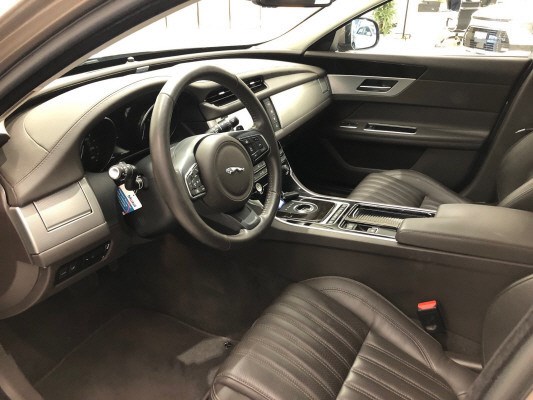 JAGUAR XF 35t Portfolio AWD