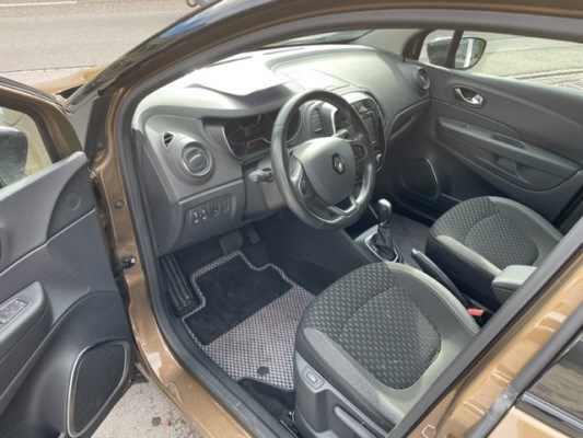 RENAULT Captur 1.2T Intens