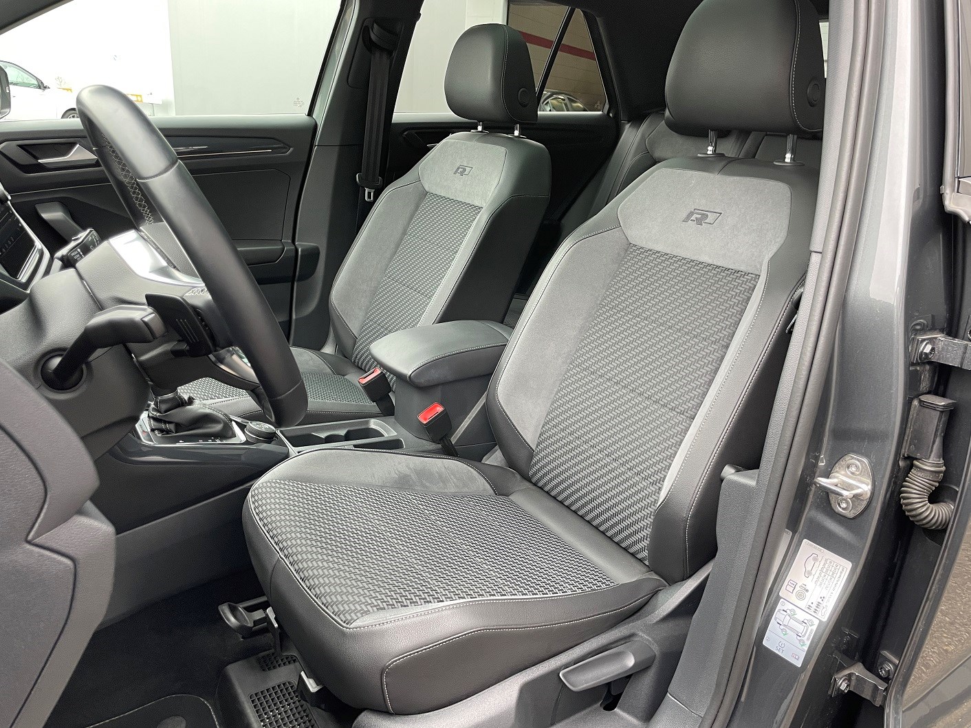 VW T-Roc 2.0 TSI Sport DSG 4Motion