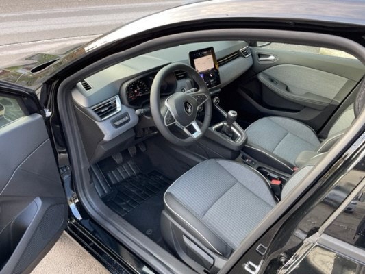 RENAULT Clio 1.3 Lutecia
