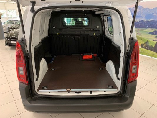 OPEL Combo 1.5 Enjoy. EN 4x4