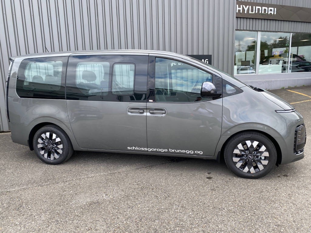 HYUNDAI Staria Premium 2.2 CRDI Vertex 4WD